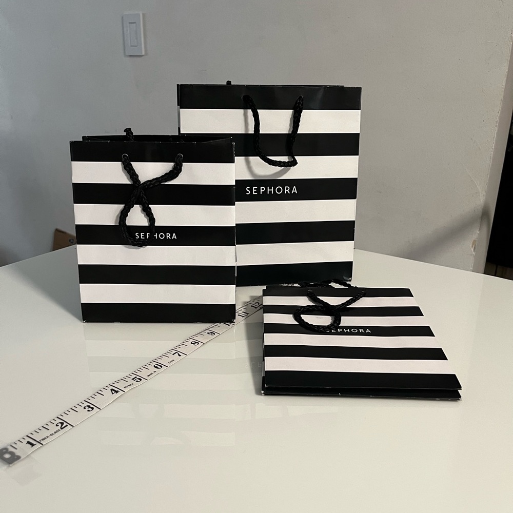 Sephora Classic Black and White Striped Bags One bigger and 4 smaller
